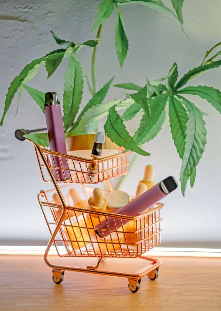 HHC Destillat Kartusche mit Dekoration