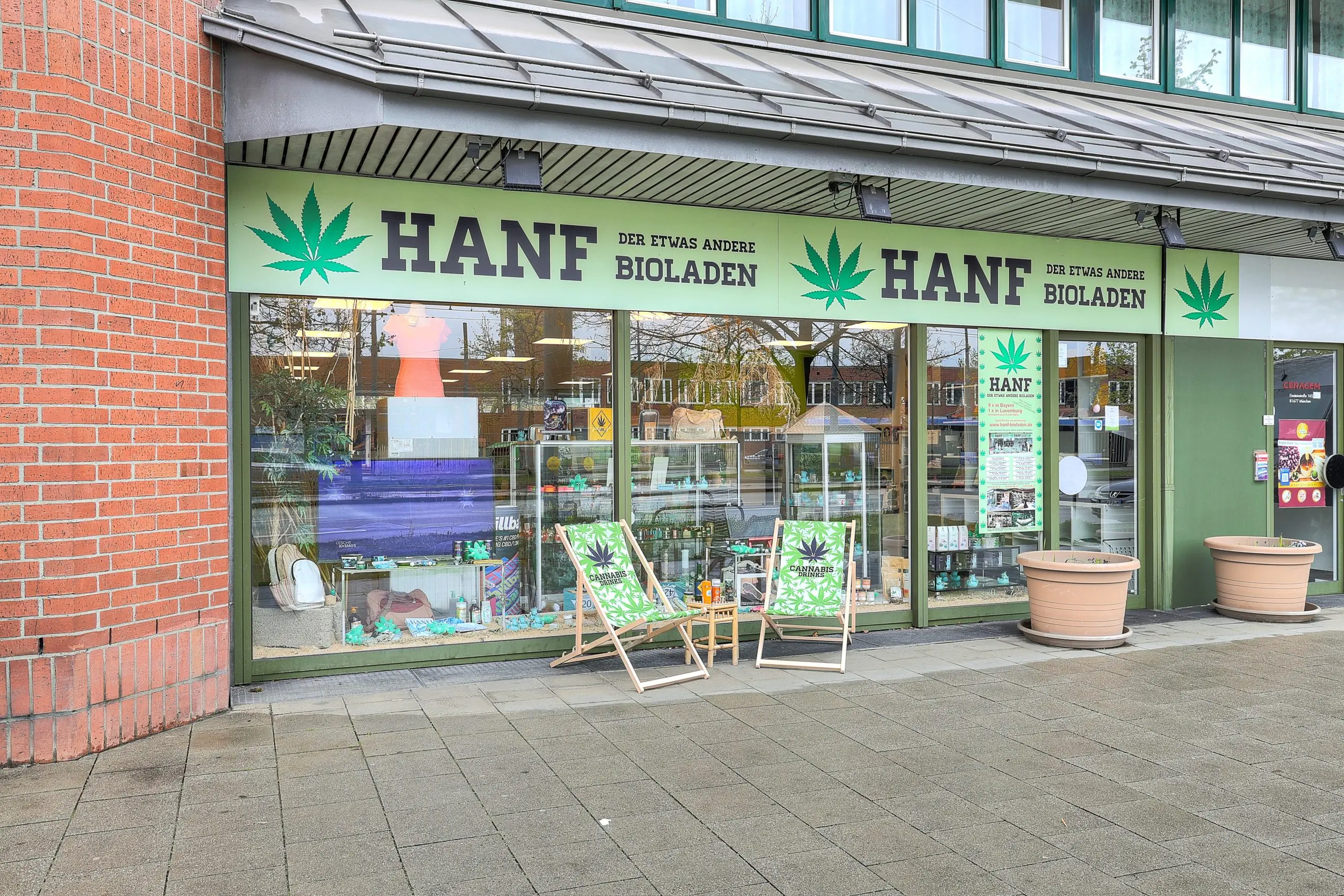 Alternative Aussenansicht München Einsteinstraße Hanfladen